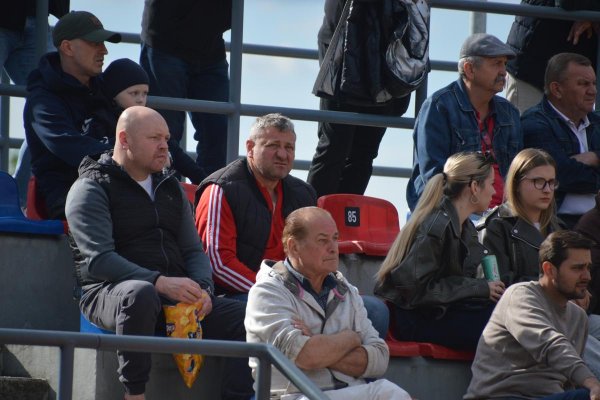 Piłkarskie derby powiatu grójeckiego. Mazowsze Grójec - KS Warka 1:2