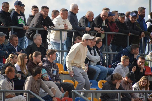 Piłkarskie derby powiatu grójeckiego. Mazowsze Grójec - KS Warka 1:2