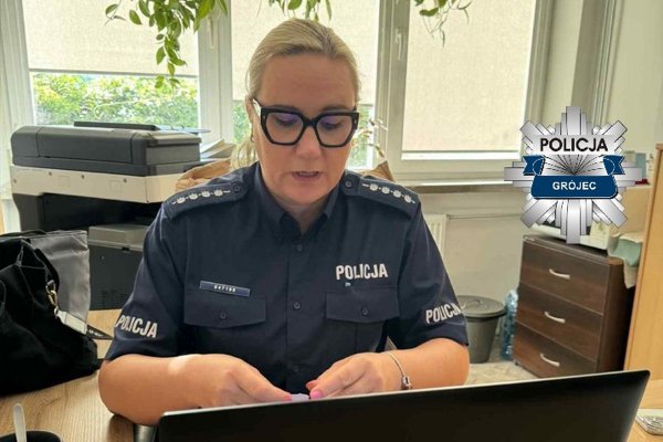 Policjantka z Grójca rozmawiała z uczniami o przemocy równieśniczej, hejcie i cyberbezpieczeństwie