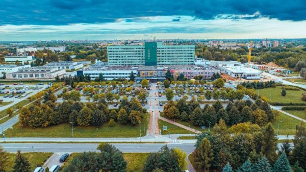 Miliard złotych od Marszałka. Gdzie są te pieniądze? 