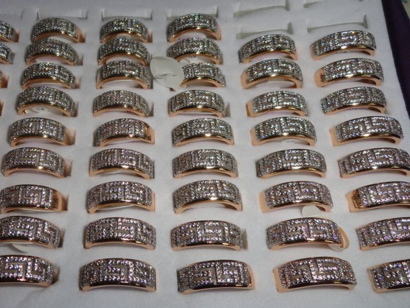 Zabezpieczona biżuteria (fot. KAS)