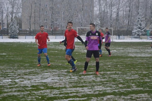 Piłkarskie derby Grójca: Mazowsze - TKKF 4:0