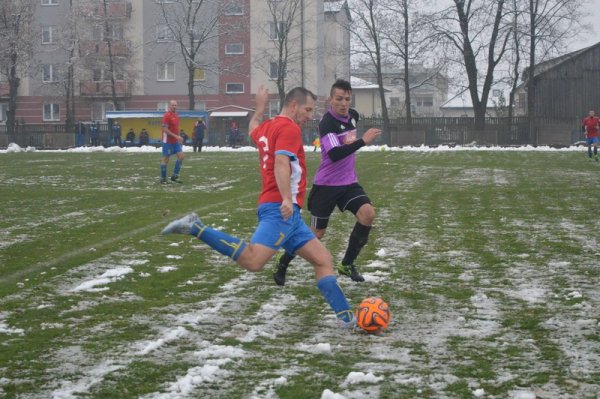 Piłkarskie derby Grójca: Mazowsze - TKKF 4:0