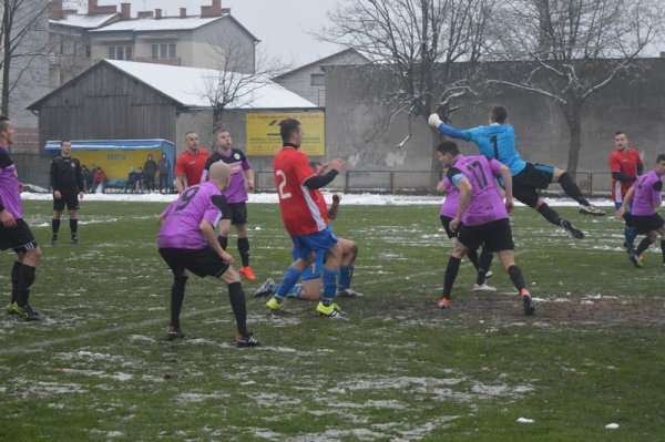 Piłkarskie derby Grójca: Mazowsze - TKKF 4:0