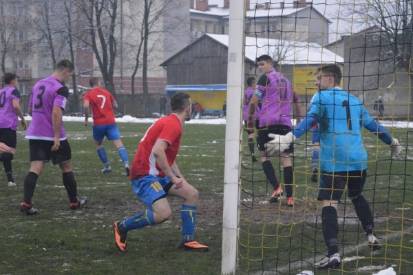 Piłkarskie derby Grójca: Mazowsze - TKKF 4:0