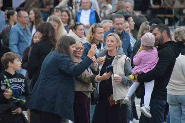Dożynki Powiatu Grójeckiego 2026. Gwiazdą wieczoru była Roxie Węgiel