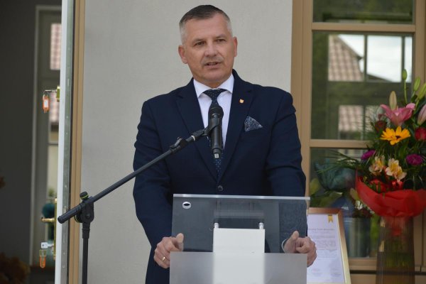 Budynek dawnego dworca kolejki wąskotorowej w Grójcu oficjalnie otwarty po rewitalizacji
