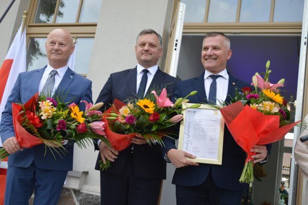 Budynek dawnego dworca kolejki wąskotorowej w Grójcu oficjalnie otwarty po rewitalizacji