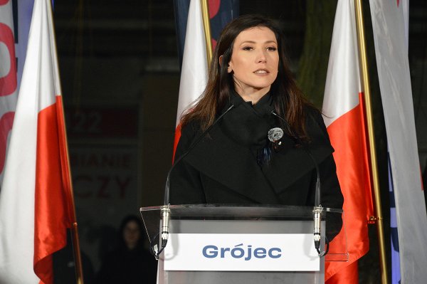 Sławomir Mentzen w Grójcu. Tłumy na spotkaniu z kandydatem na prezydenta