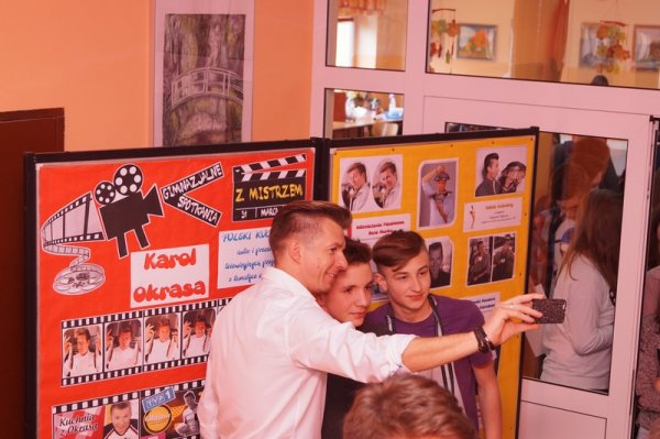 Karol Okrasa odwiedził gimnazjum w Grójcu
