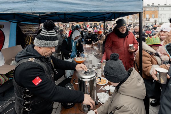 Orszak Trzech Króli przeszedł ulicami Grójca