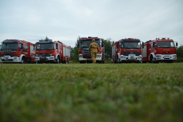 Nowy samochód strażacki w OSP Mirowice