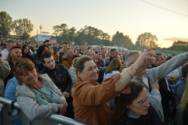 Grójec bawił się do przebojów Maryli Rodowicz. Tak wyglądał finał Święta Kwitnących Jabłoni 2025