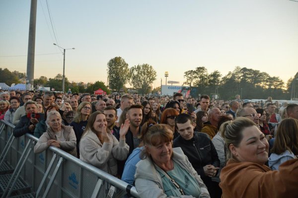 Grójec bawił się do przebojów Maryli Rodowicz. Tak wyglądał finał Święta Kwitnących Jabłoni 2025