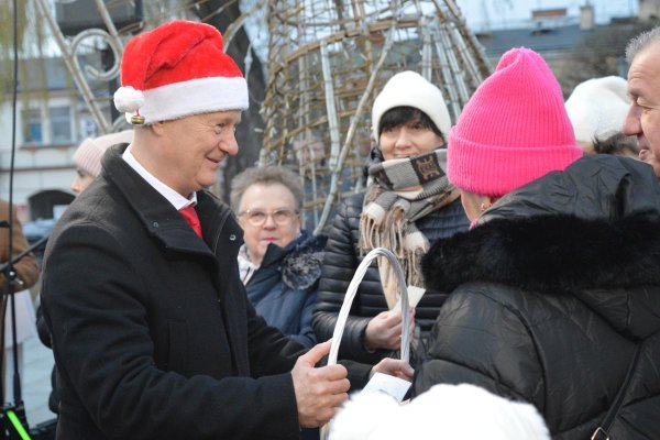 Ognisty finał Wigilii Miejskiej w Grójcu