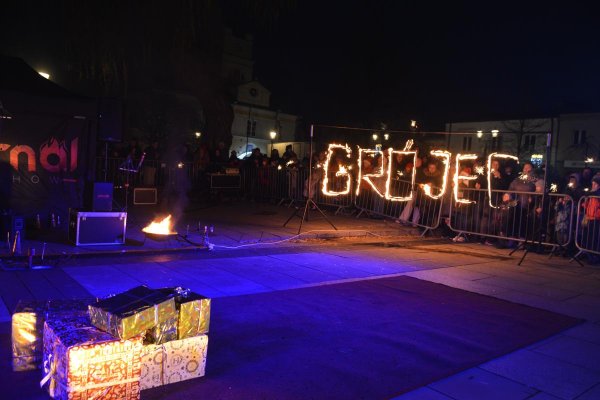 Ognisty finał Wigilii Miejskiej w Grójcu
