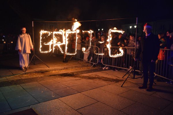 Ognisty finał Wigilii Miejskiej w Grójcu