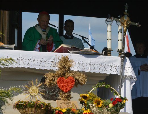 Kardynał Nycz udzielił dyspensy