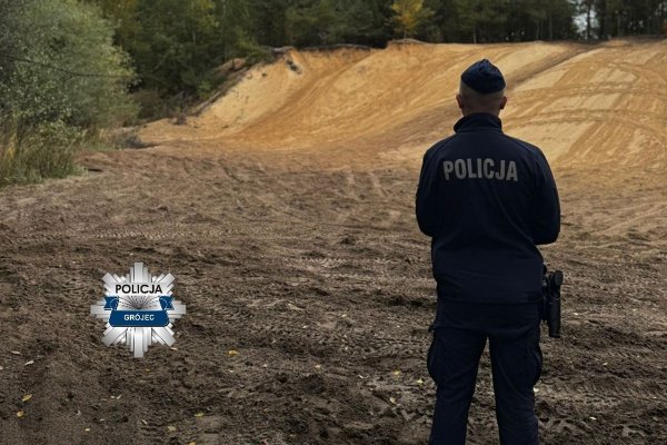 Policyjna akcja na terenie gminy Chynów. 
