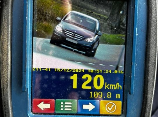 Pod Grójcem kierowca mercedesa rażąco przekroczył dopuszczalną prędkość