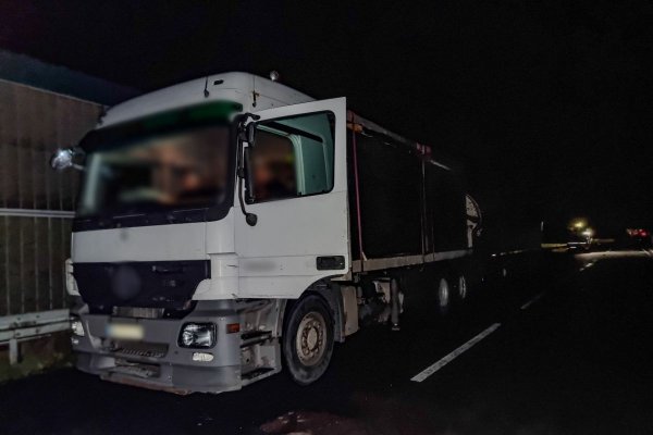 Za ciężki i za długi zespół pojazdów na wagach ITD pod Grójcem