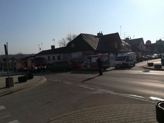 Mogielnica, Łęczeszyce. Potrącenie starszej kobiety i auto w rowie
