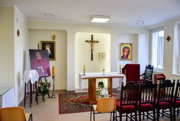 Kardynał Kazimierz Nycz poświęcił nową kaplicę w grójeckim szpitalu