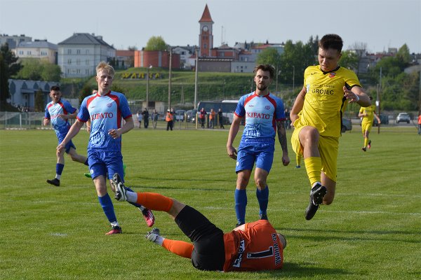 Liga okręgowa: KS Warka – Mazowsze Grójec 1:0 [VIDEO]