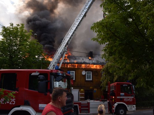 Pożar na ul. Poświętne 11