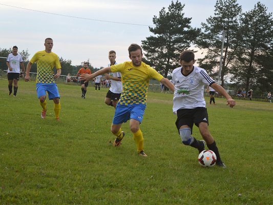Napastnicy w formie. Zadanie w Zbroszy wykonane