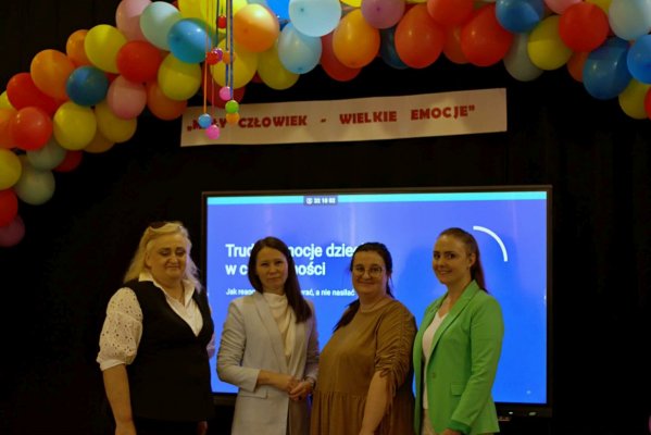 Wyjątkowa konferencja pod hasłem „Mały człowiek – wielkie emocje”