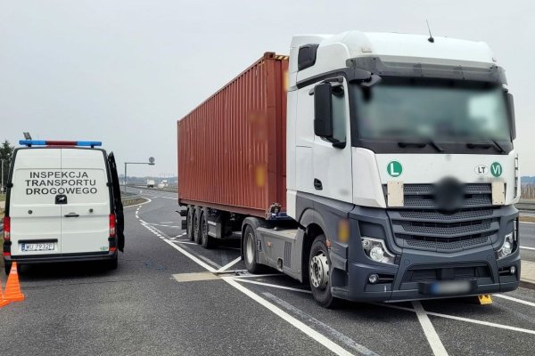 Na S7 pod Grójcem zatrzymano międzynarodowy transport z nadwagą