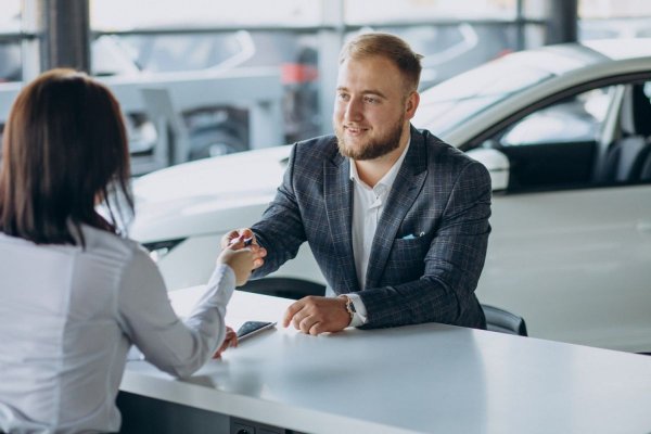 Rozważasz leasing samochodu? Sprawdź 4 rzeczy, które musisz wiedzieć