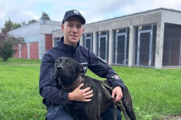Nowy czteronożny funkcjonariusz ZIRO dołączył do grójeckiej policji