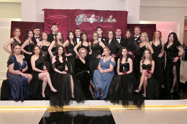 Bal studniówkowy 2026  w Centrum Kształcenia Zawodowego i Ustawicznego w Nowej Wsi