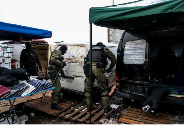 Podrobione towary w Wólce Kosowskiej za 60 mln zł