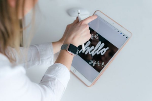 Po czym poznać dobry smartwatch? Te 5 cech jest kluczowe