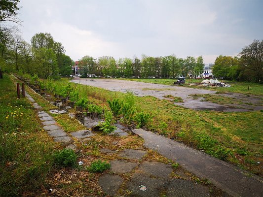Na starym stadionie w Grójcu wyrośnie miasteczko do testów na COVID-19