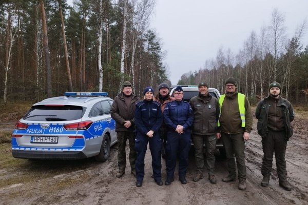 Wspólna akcja Policji i Straży Leśnej przed świętami Bożego Narodzenia