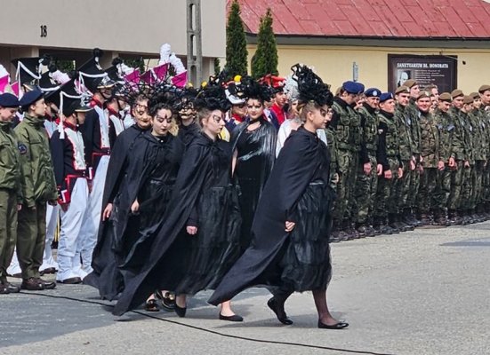 Uroczyste ślubowanie uczniów ZDZ w Nowym Mieście nad Pilicą