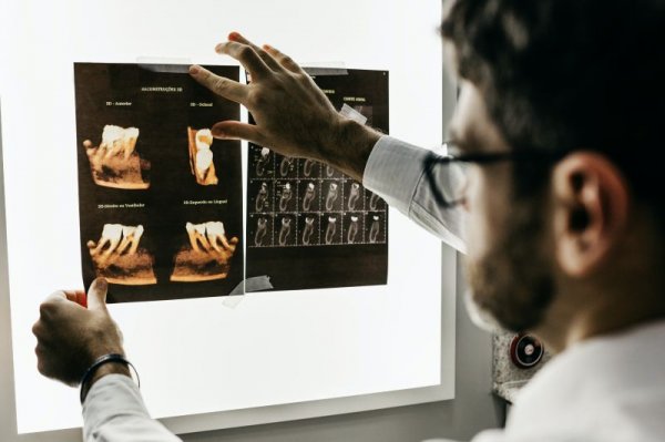 Jak zostać odnoszącym sukcesy dentystą. Gdzie lepiej pracować
