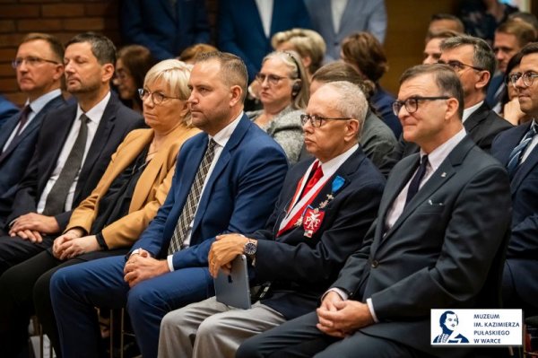 Ramię krzep – Ojczyźnie służ