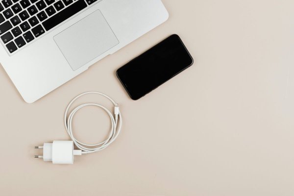 Jak wybrać idealny kabel do ładowarki? Forcell podpowiada