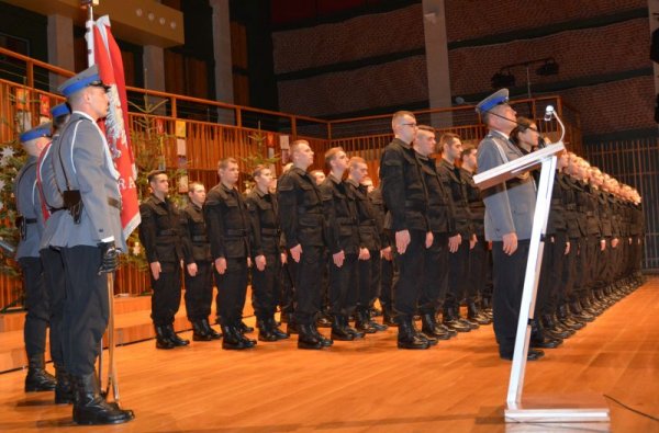 Dwóch nowych policjantów