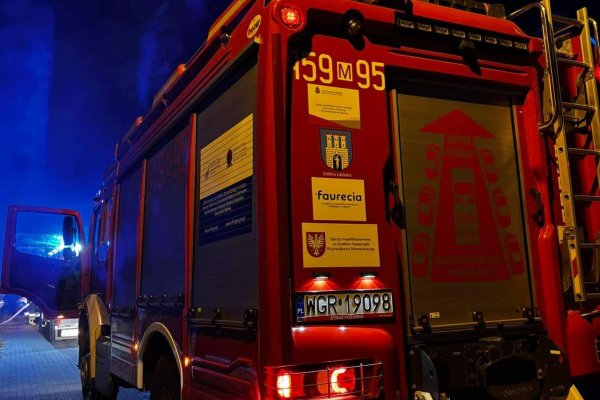 Nocna akcja strażaków! Ogień pojawił się w domu jednorodzinnym