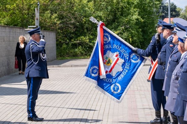 Powiatowe obchody Święta Policji w Grójcu. 34 funkcjonariuszy otrzymało awanse