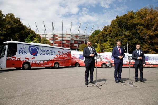 PISbus z premierem Morawieckim dojedzie do Grójca