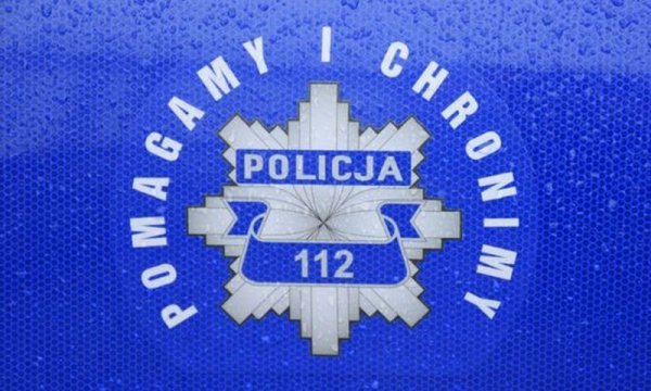 Zapomniał gdzie mieszka. Pomogli mu policjanci