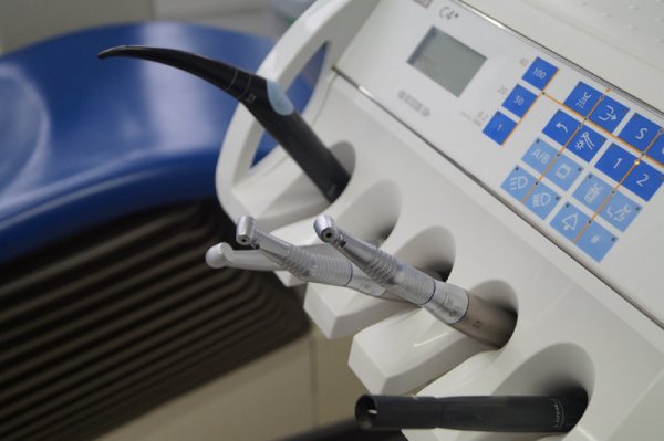 32 prokuratorskie zarzuty dla dentysty spod Grójca