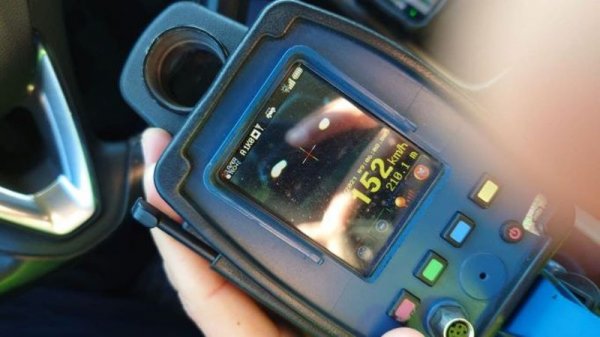 Jechał 152 km/h w terenie zabudowanym